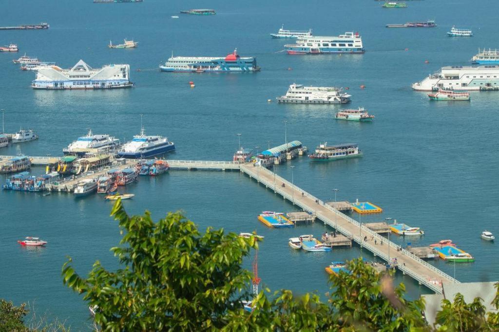 Honey Lodge Pattaya Eksteriør bilde