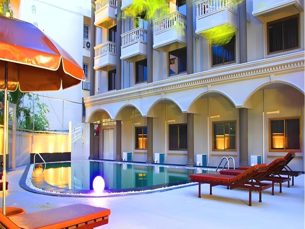 Honey Lodge Pattaya Eksteriør bilde