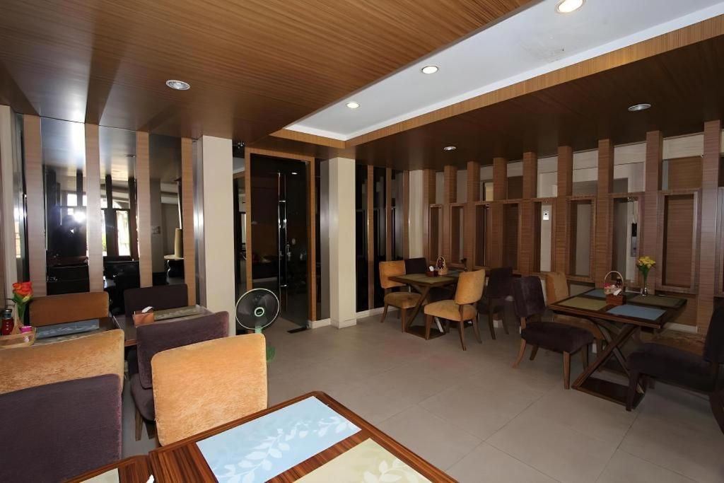 Honey Lodge Pattaya Eksteriør bilde
