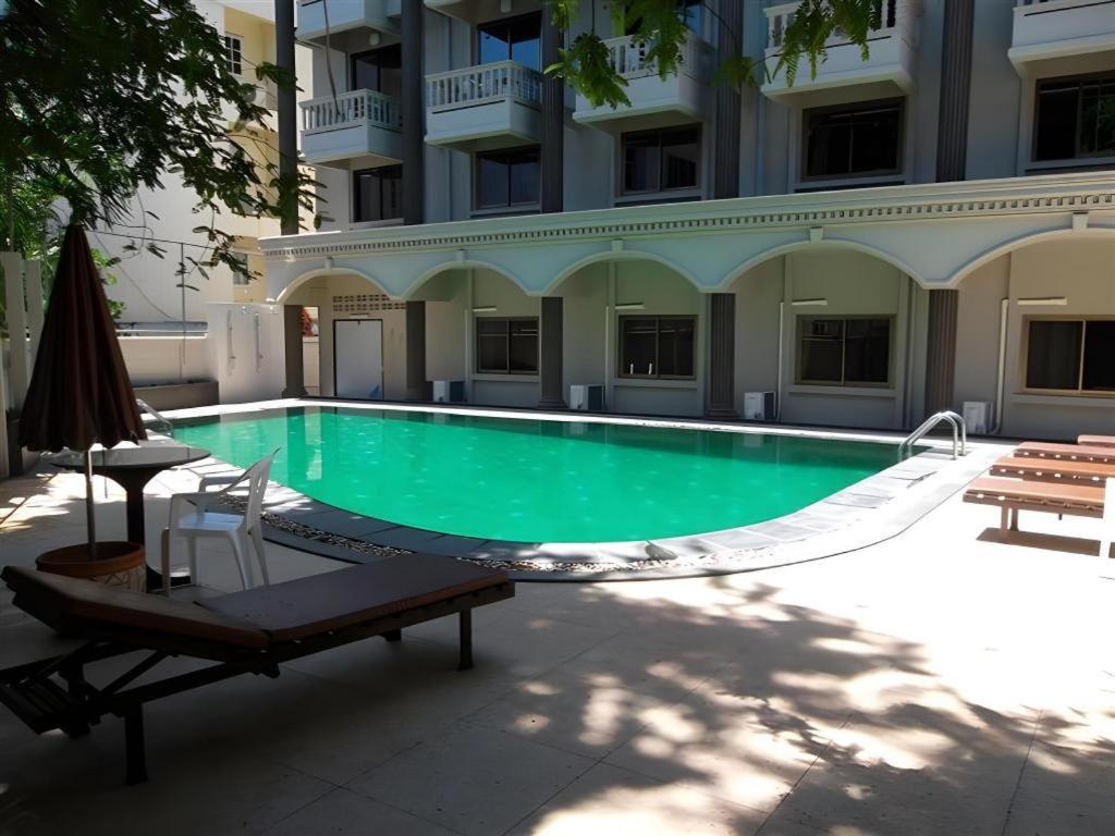 Honey Lodge Pattaya Eksteriør bilde