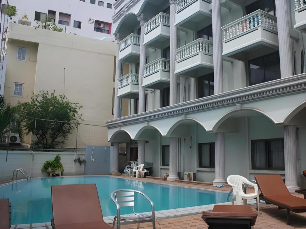 Honey Lodge Pattaya Eksteriør bilde