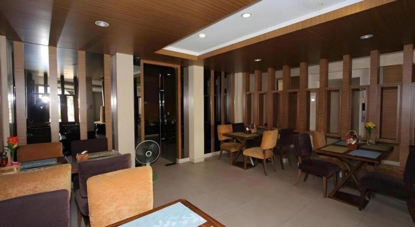 Honey Lodge Pattaya Eksteriør bilde