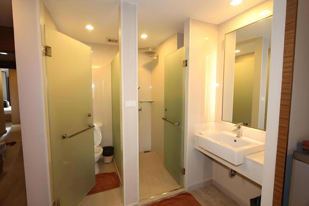Honey Lodge Pattaya Eksteriør bilde